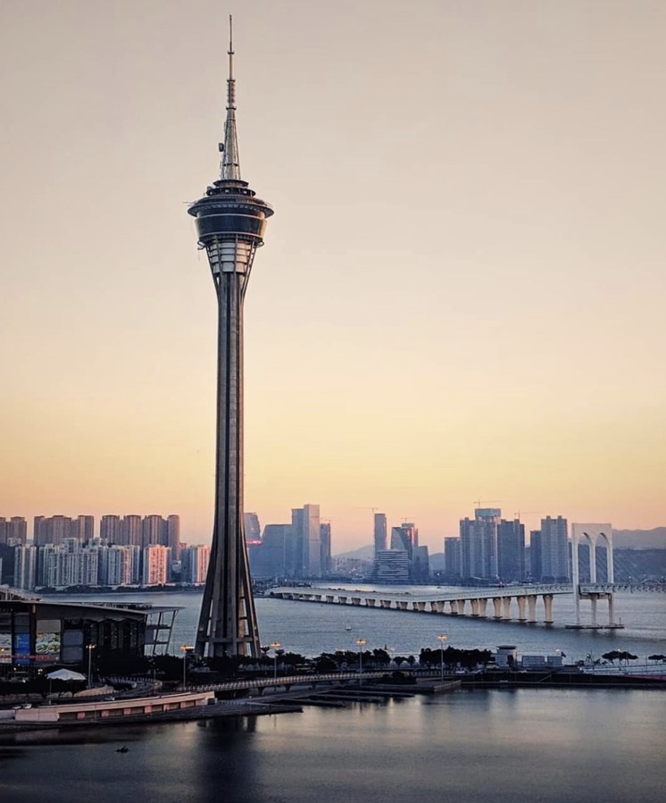 EEBA4481-9069-4E7C-9